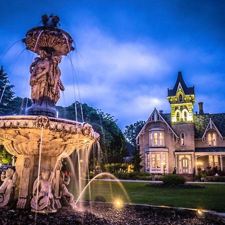 Elmhurst Inn&Spa Ingersoll Exterior foto